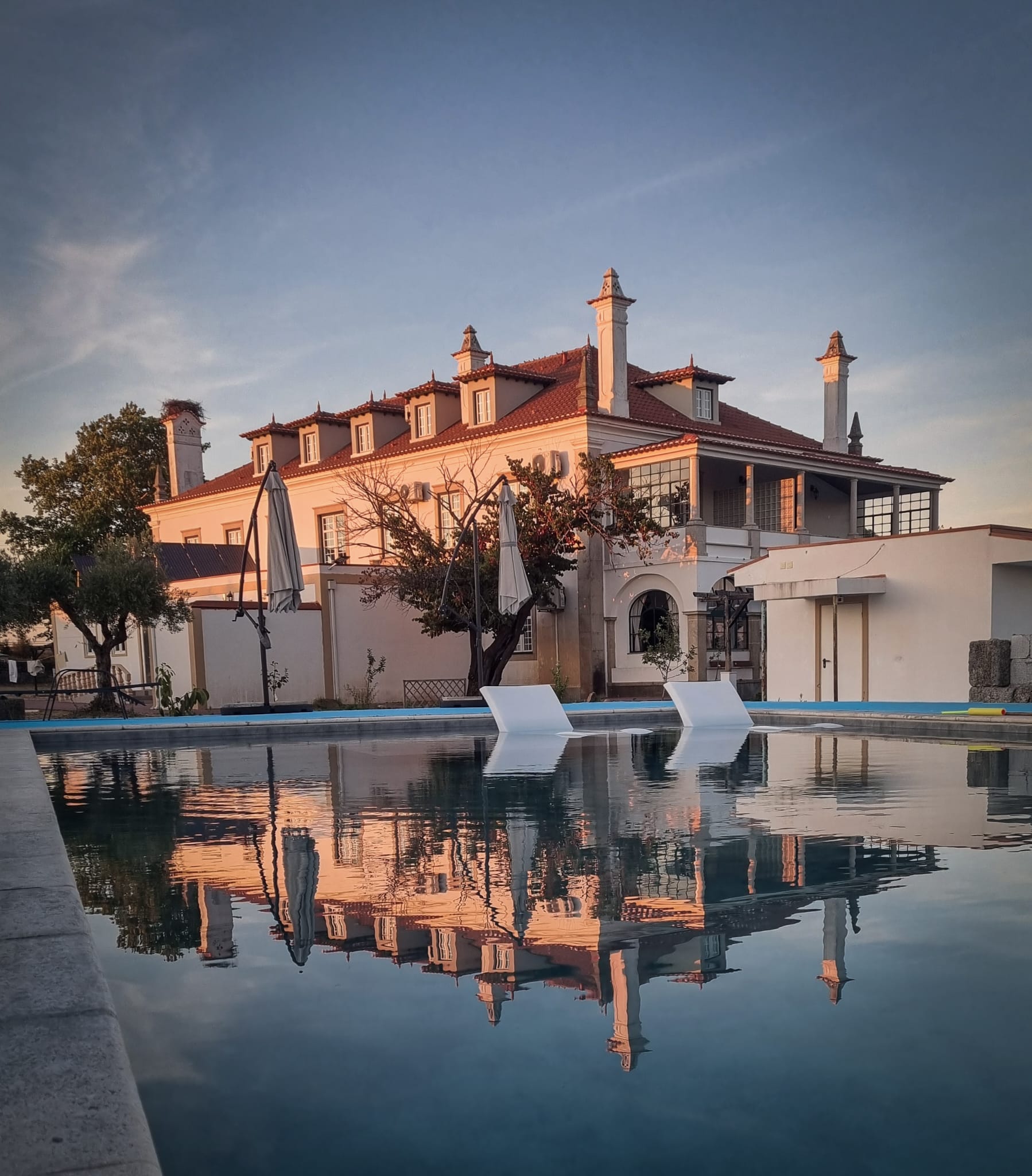 Swimming pool reflection